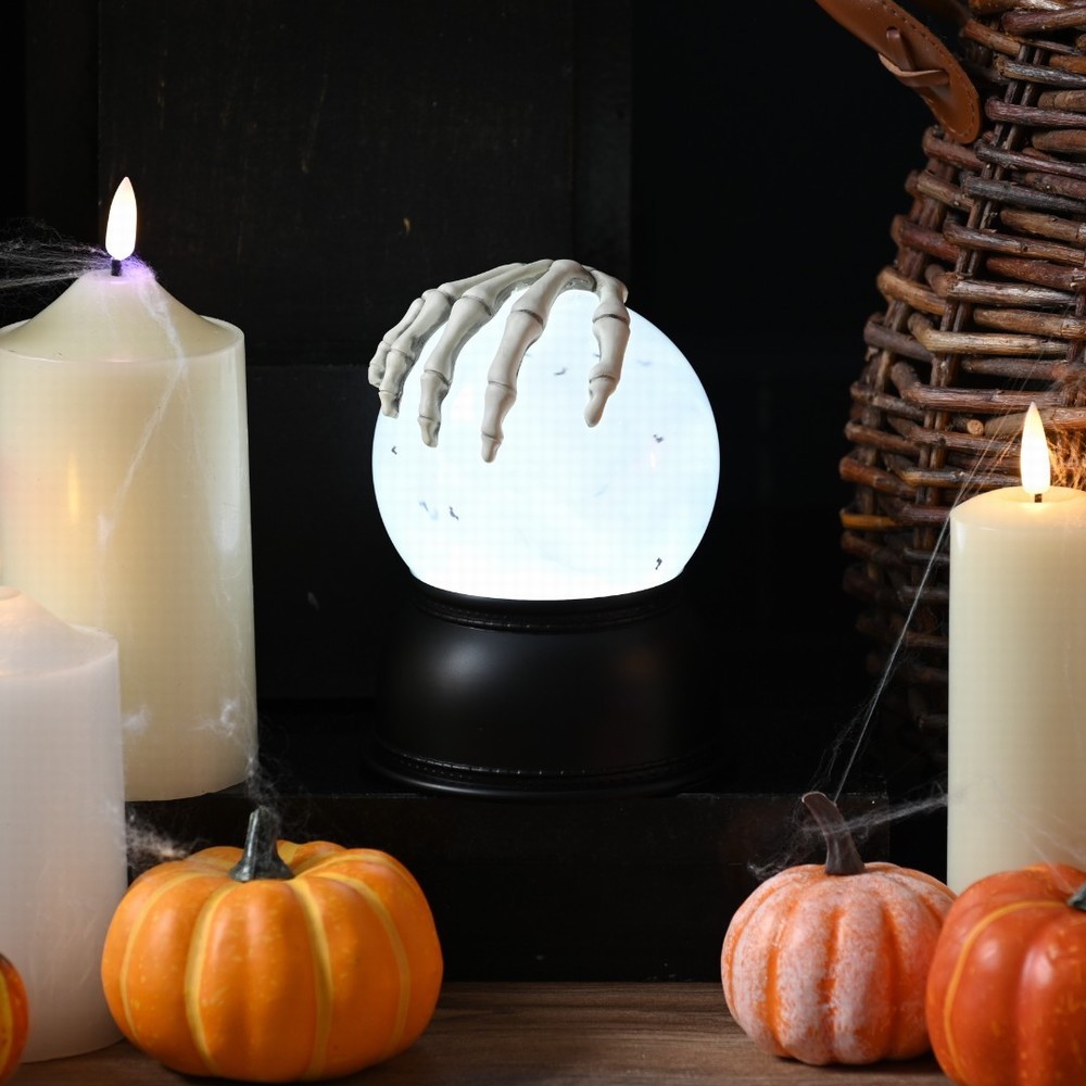15cm Light-Up Skeleton Hand Water Globe Halloween Décor
